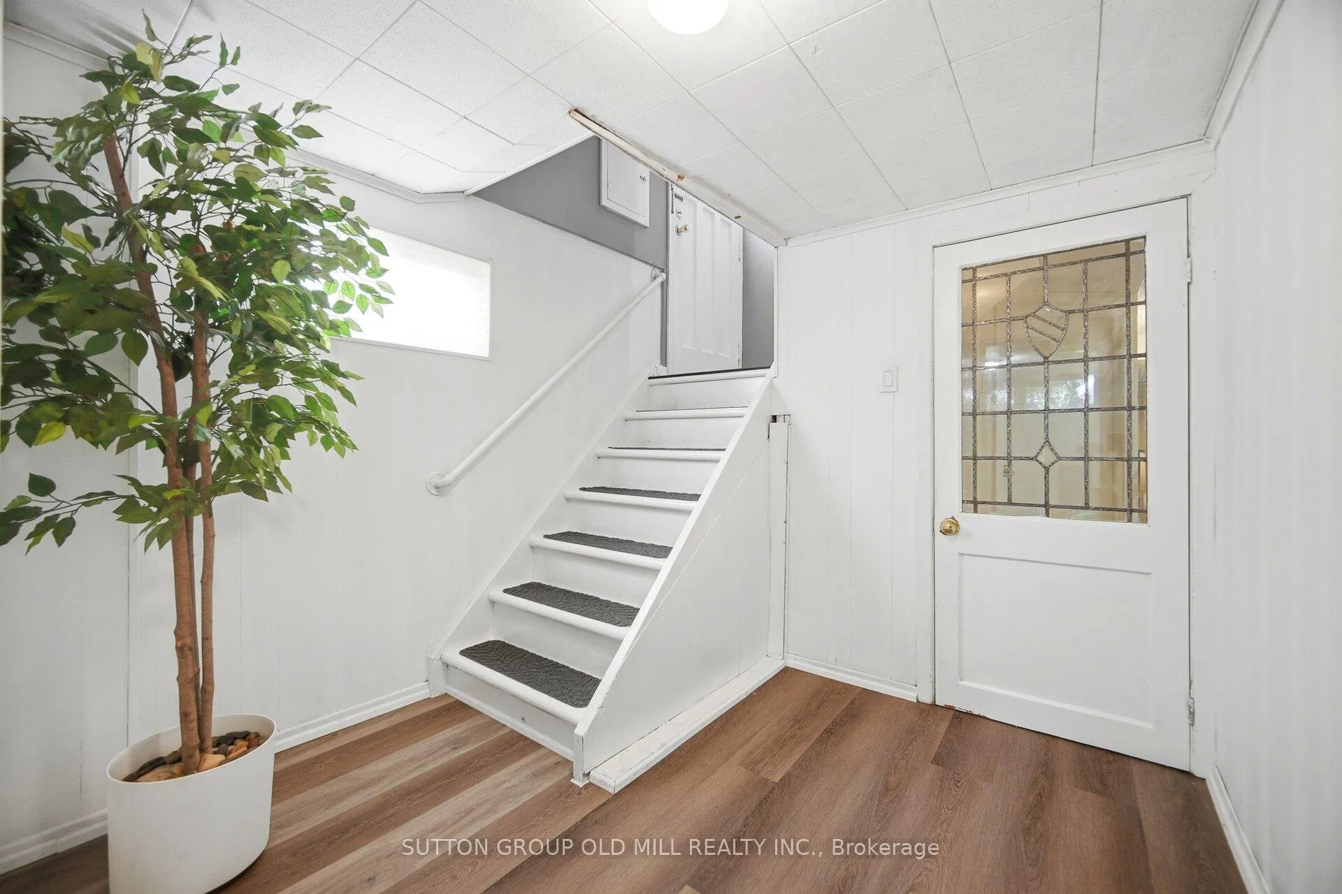 Photo 27 of 14 Shipley Road, Etobicoke, Willowridge-Martingrove-Richview — HOMEH