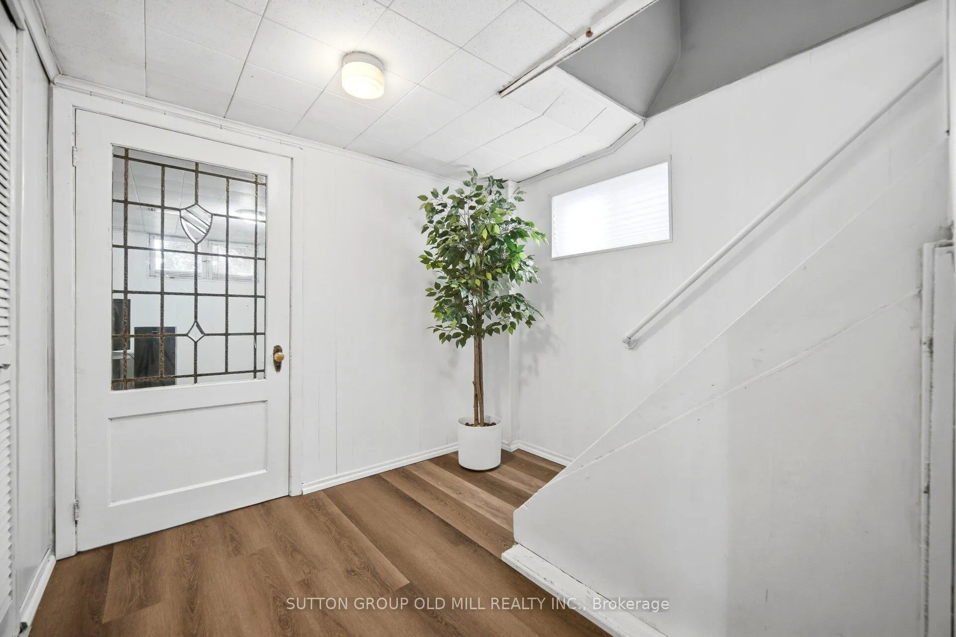Photo 28 of 14 Shipley Road, Etobicoke, Willowridge-Martingrove-Richview — HOMEH