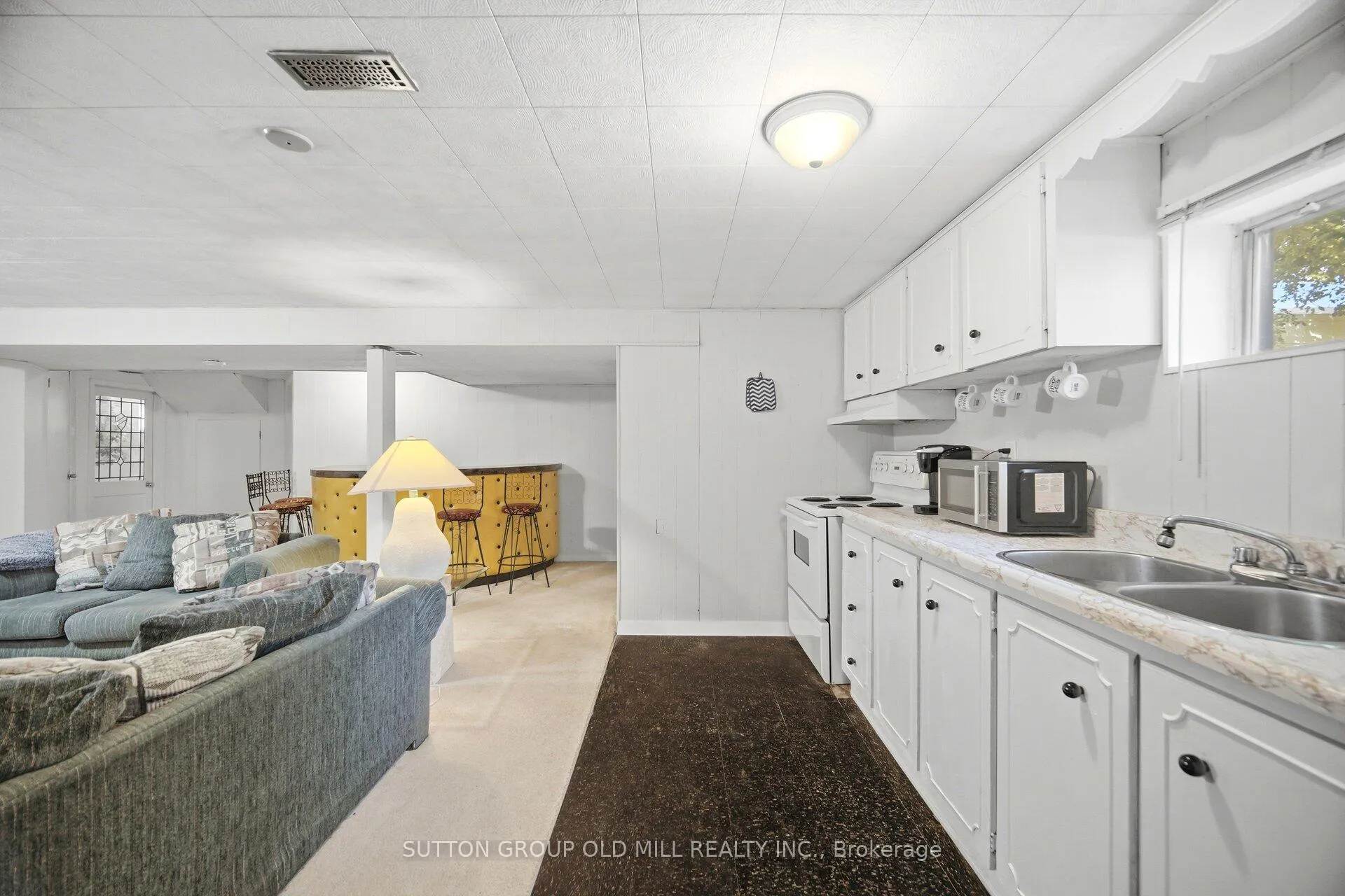Photo 36 of 14 Shipley Road, Etobicoke, Willowridge-Martingrove-Richview — HOMEH