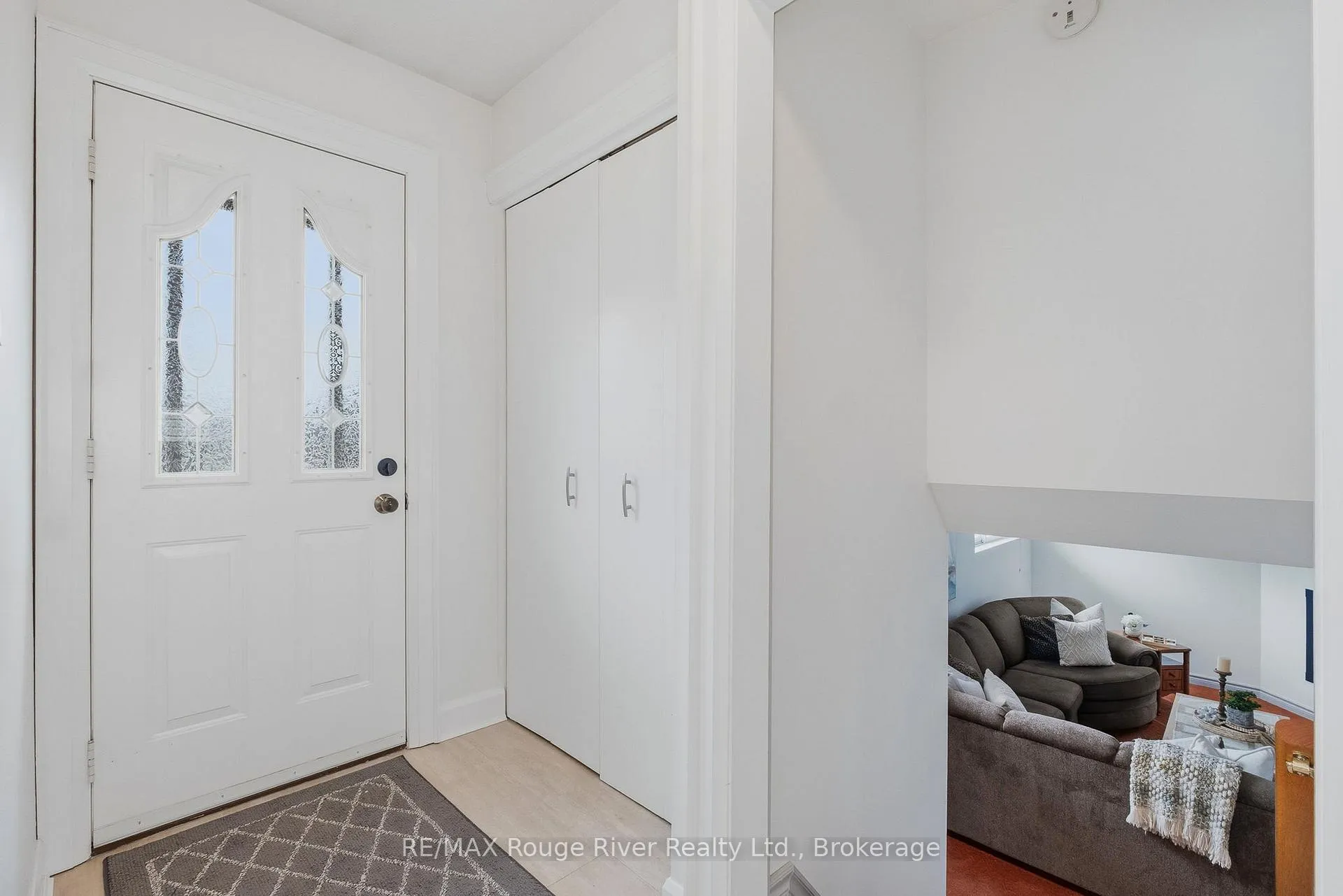 Photo 4 of 608 Elizabeth Street, Cobourg — HOMEH