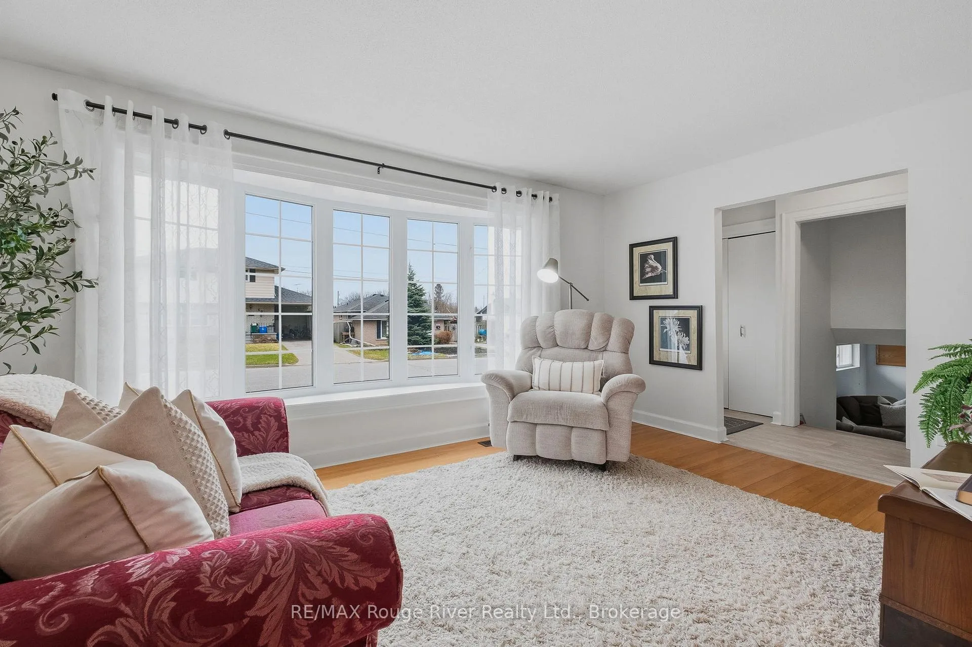 Photo 7 of 608 Elizabeth Street, Cobourg — HOMEH