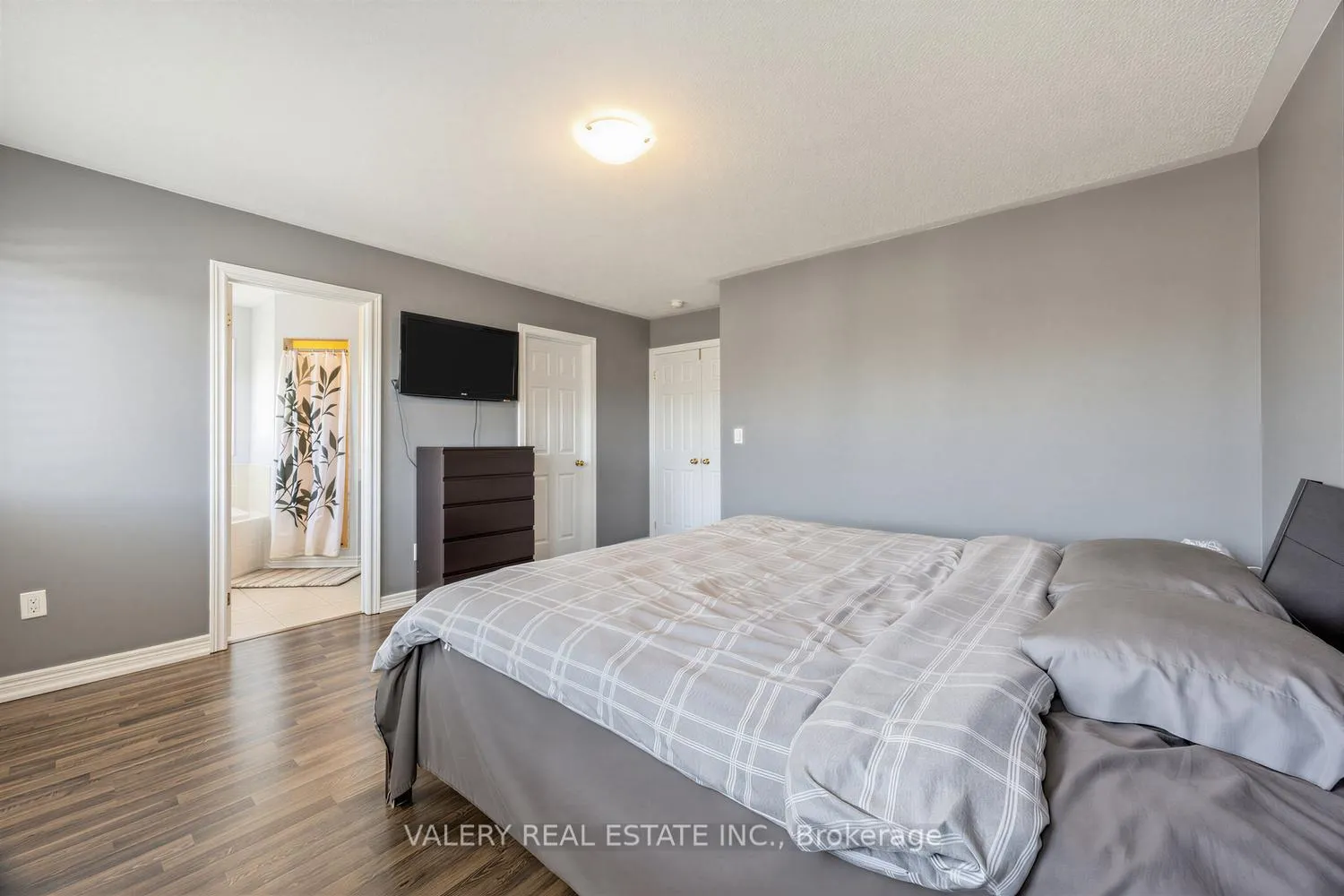 Photo 20 of 20 McDonald Crescent, Clarington, Newcastle — HOMEH