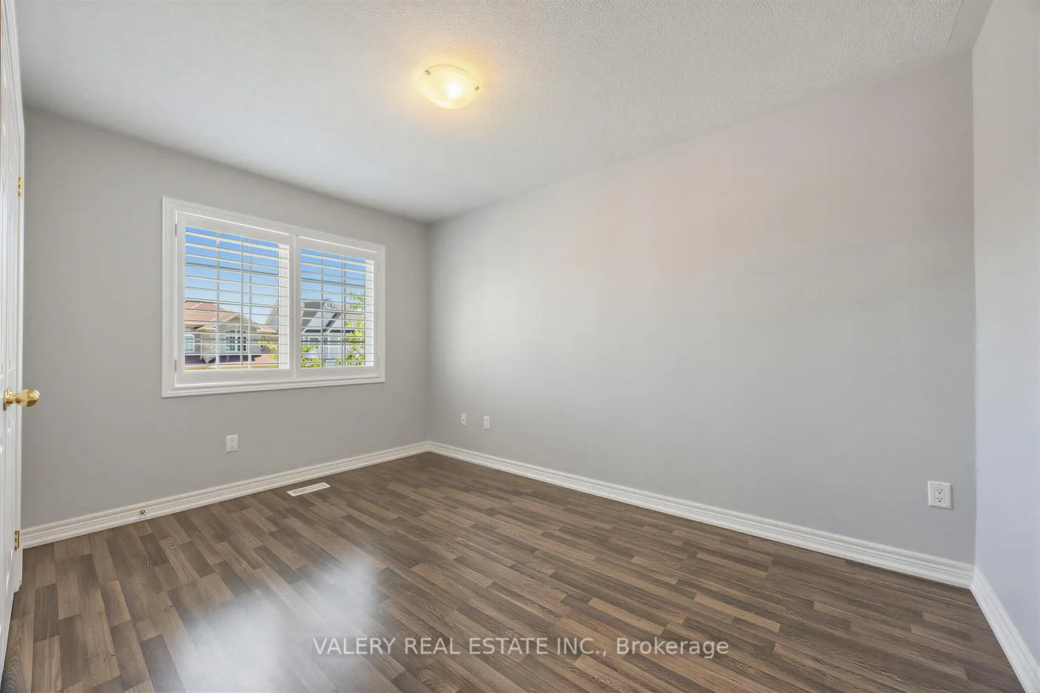 Photo 25 of 20 McDonald Crescent, Clarington, Newcastle — HOMEH