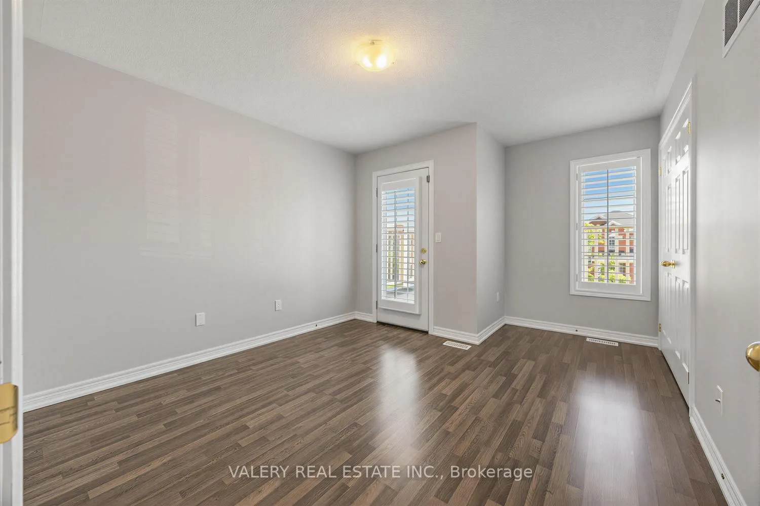 Photo 27 of 20 McDonald Crescent, Clarington, Newcastle — HOMEH