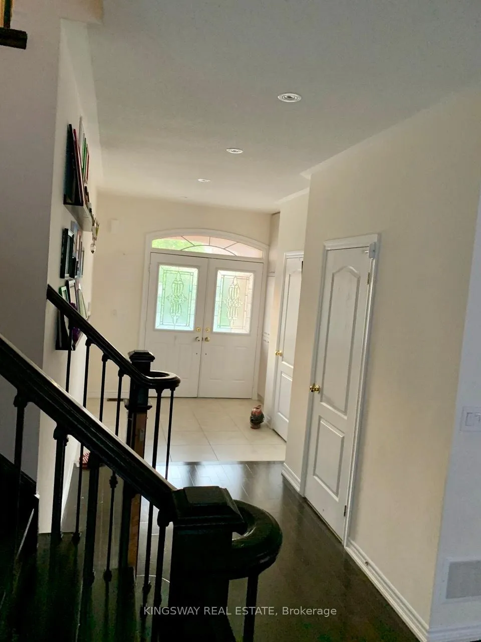 Photo 2 of 158 Minto Crescent, Milton, Willmott — HOMEH