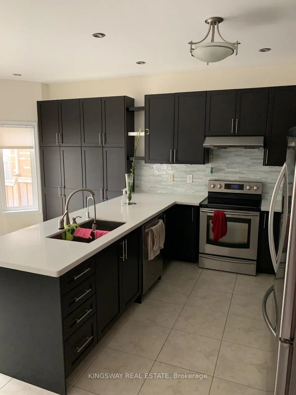 Photo 4 of 158 Minto Crescent, Milton, Willmott — HOMEH