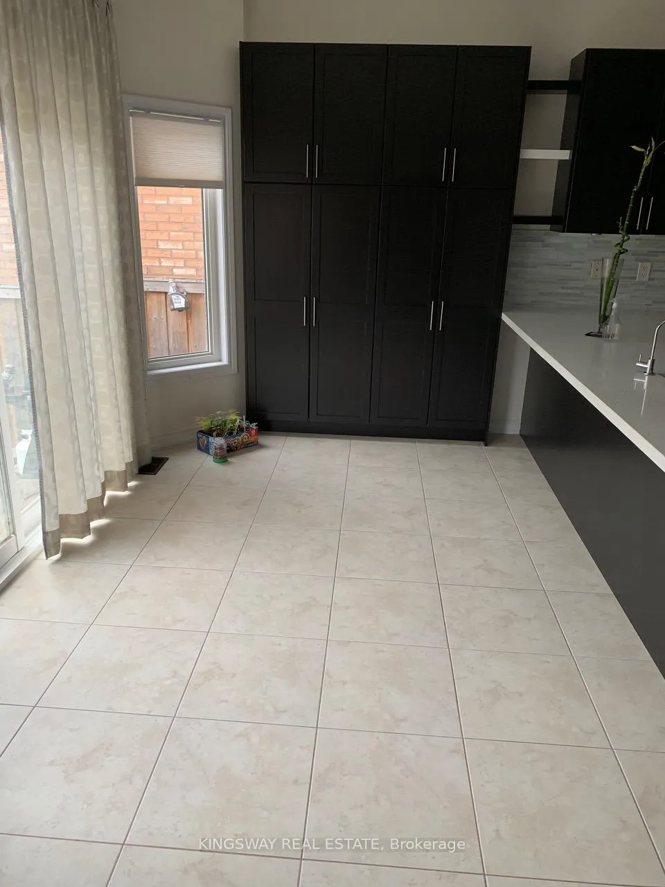 Photo 6 of 158 Minto Crescent, Milton, Willmott — HOMEH