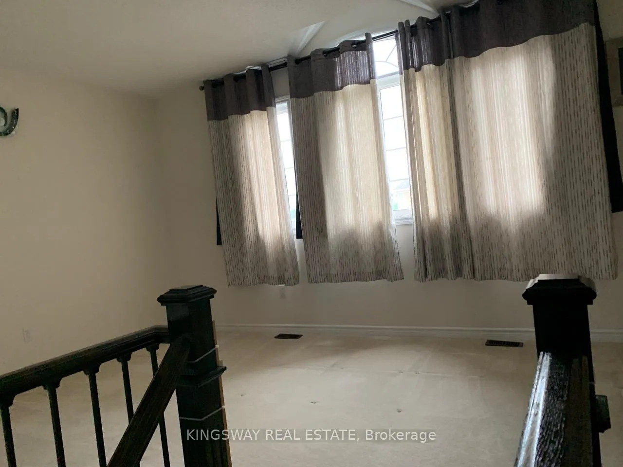 Photo 9 of 158 Minto Crescent, Milton, Willmott — HOMEH