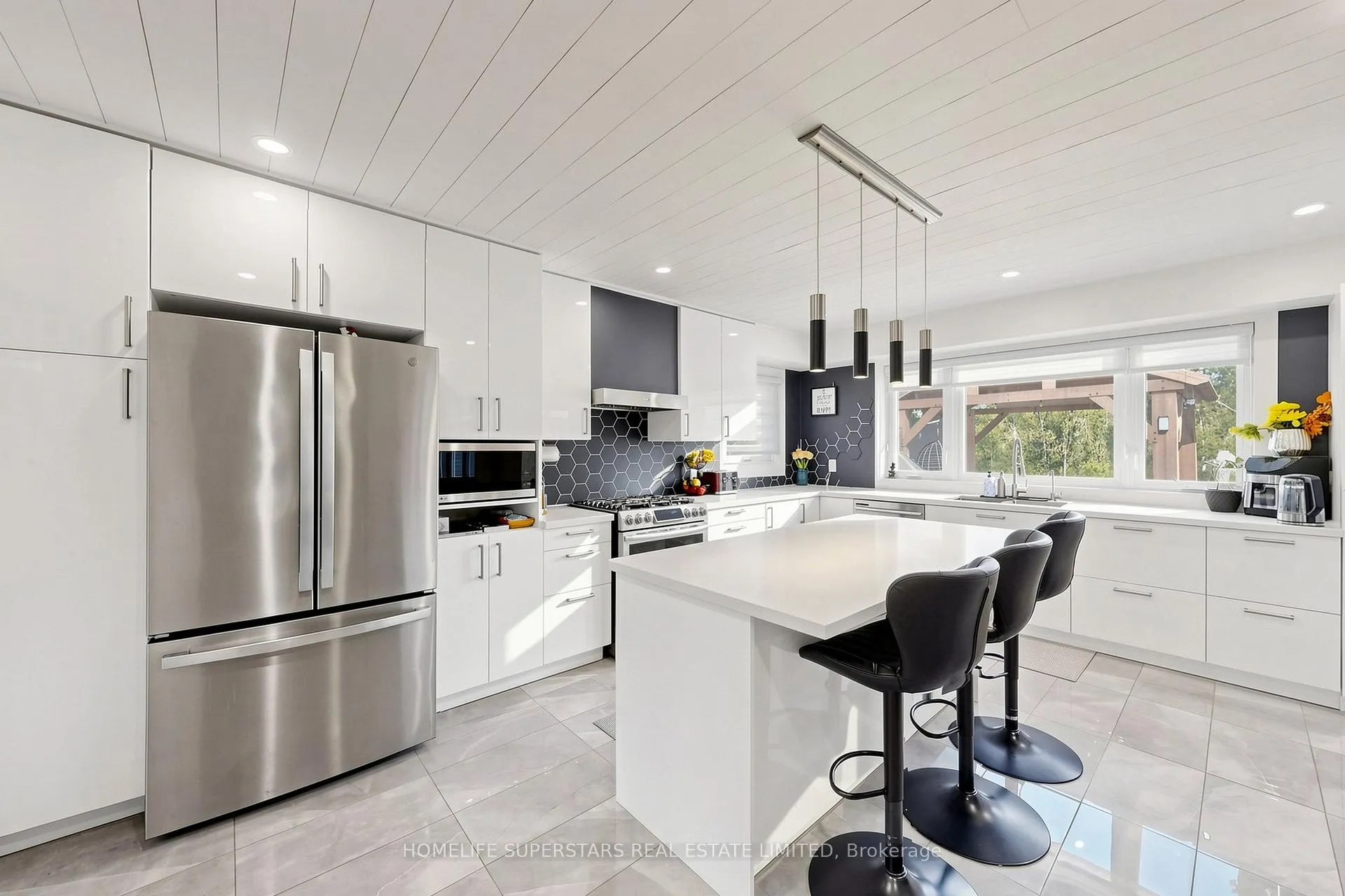 Photo 12 of Unit finished basement, 24 Mcgregor Drive, Caledon, Rural Caledon — HOMEH