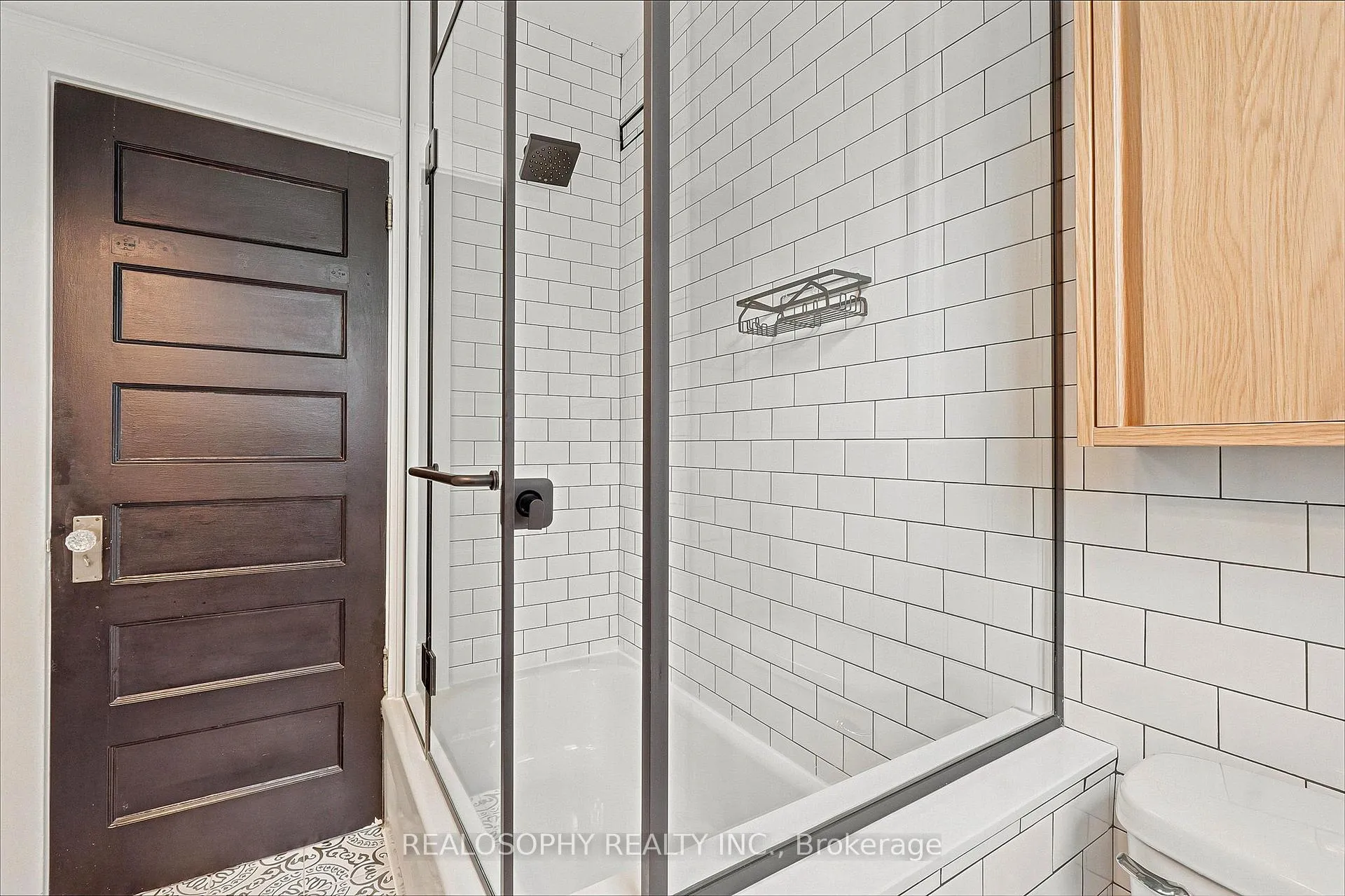 Photo 28 of 44 Gilmour Avenue, Toronto, High Park North — HOMEH