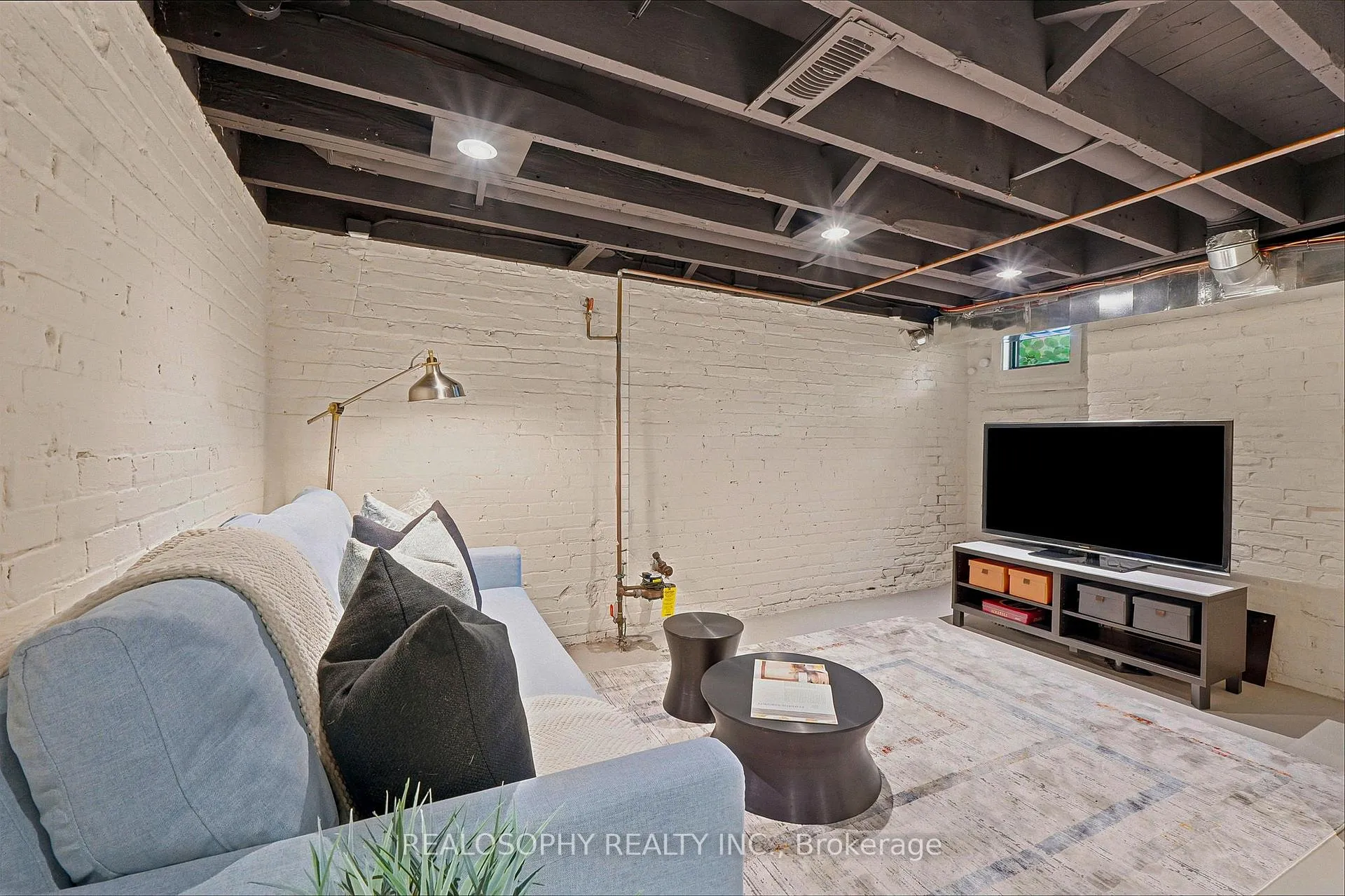 Photo 31 of 44 Gilmour Avenue, Toronto, High Park North — HOMEH