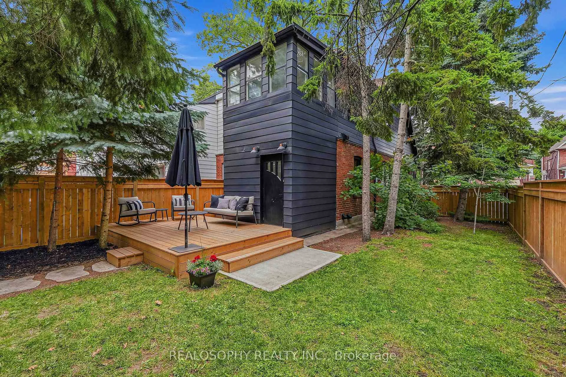 Photo 37 of 44 Gilmour Avenue, Toronto, High Park North — HOMEH