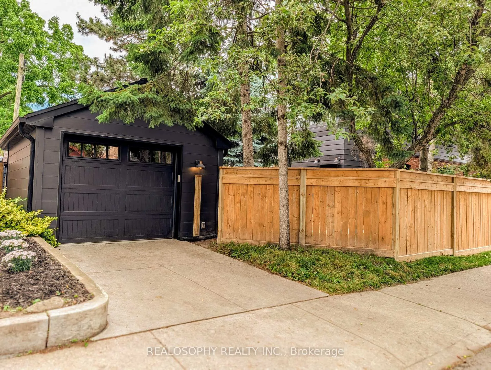 Photo 44 of 44 Gilmour Avenue, Toronto, High Park North — HOMEH
