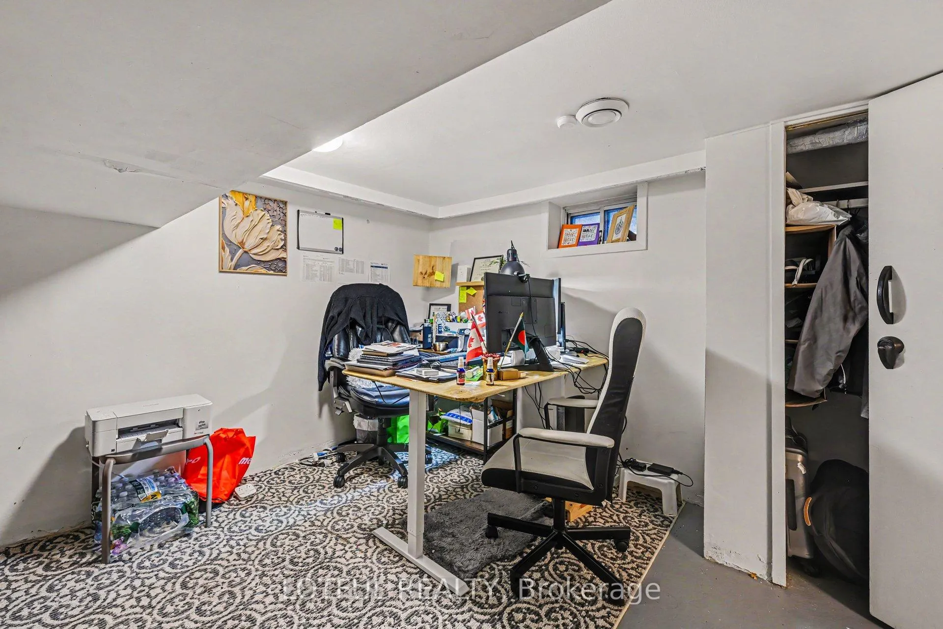 Photo 21 of 10 Cassidy Road, Ottawa, Lynwood Village — HOMEH
