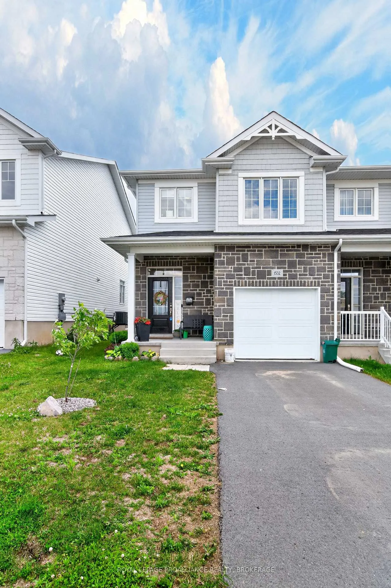 Photo 1 of 1532 Scarlet Street, Kingston, Kingston East (Incl Barret Crt) — HOMEH