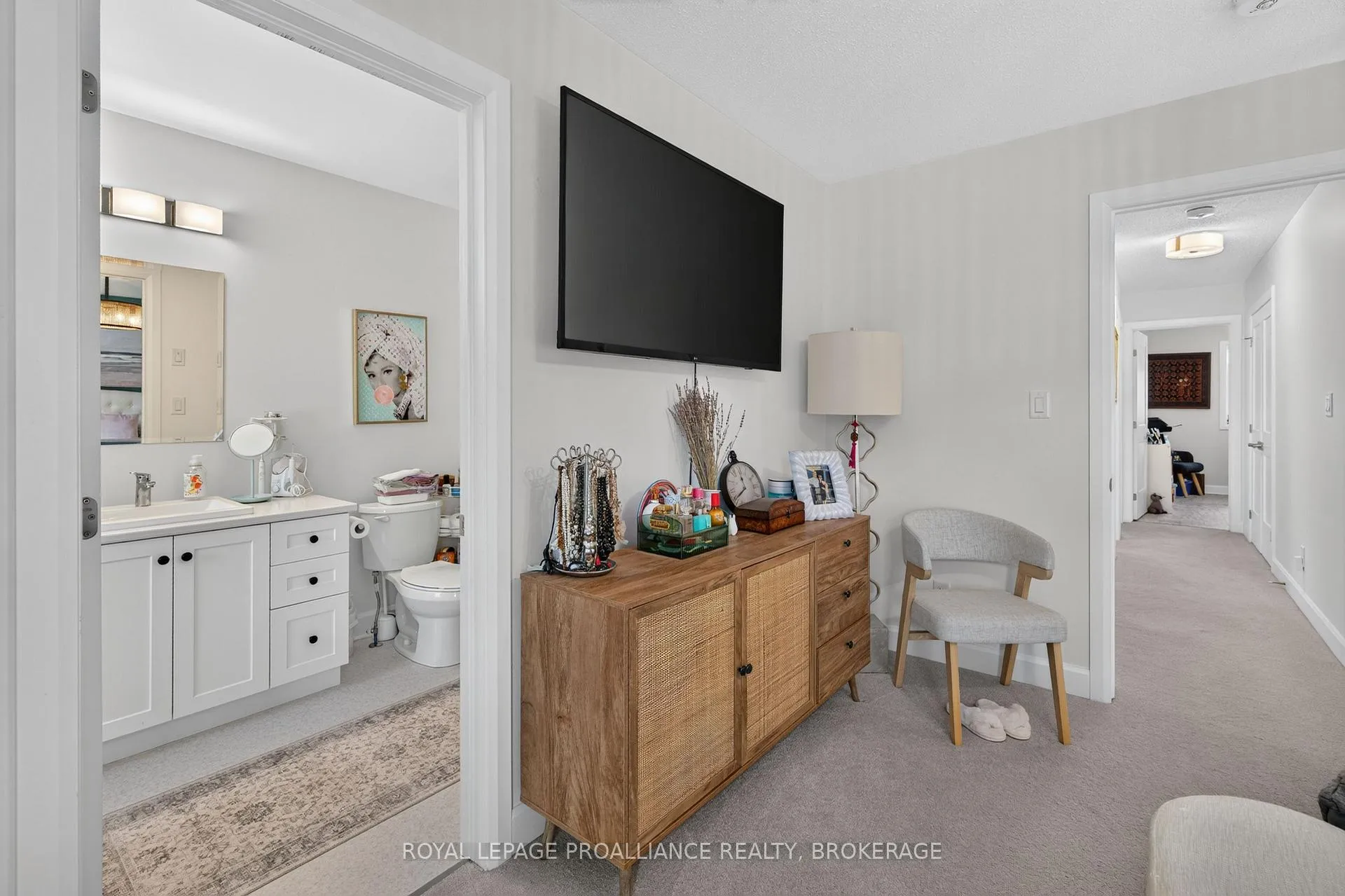 Photo 19 of 1532 Scarlet Street, Kingston, Kingston East (Incl Barret Crt) — HOMEH