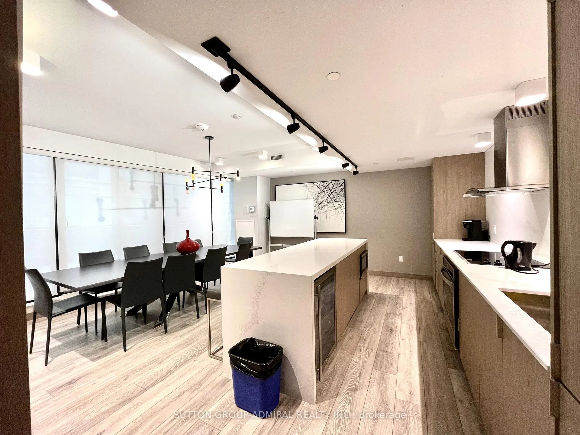 Photo 18 of Unit 1412, 215 Queen Street W, Toronto, Waterfront Communities — HOMEH