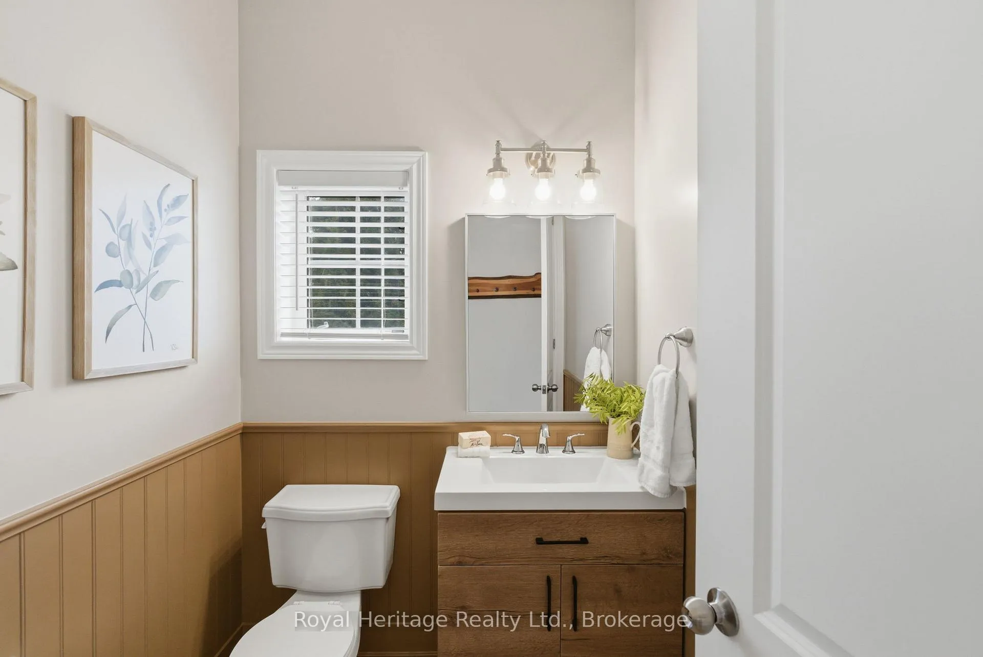Photo 3 of 503 Wansbrough Way, Shelburne — HOMEH
