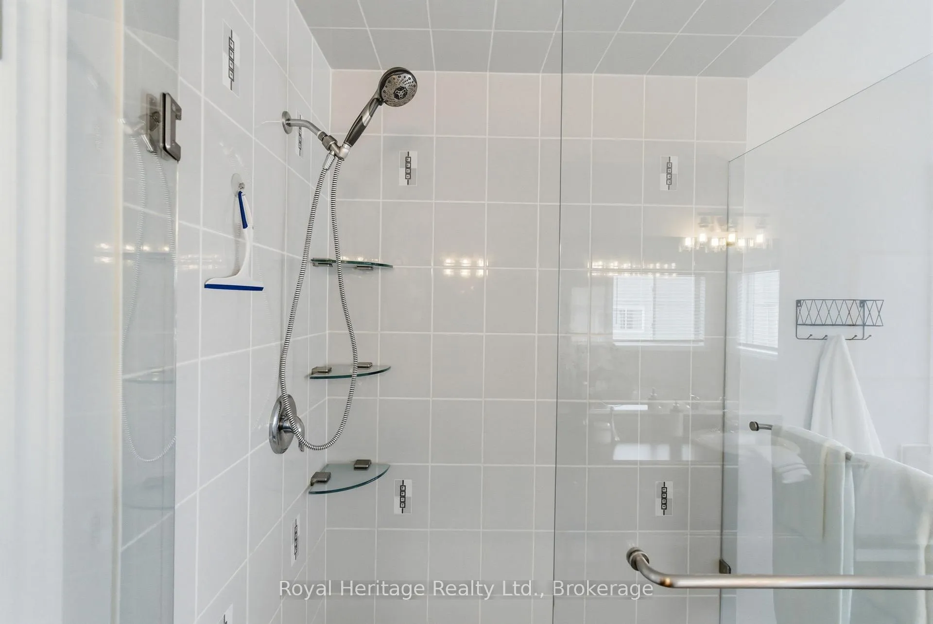 Photo 40 of 503 Wansbrough Way, Shelburne — HOMEH