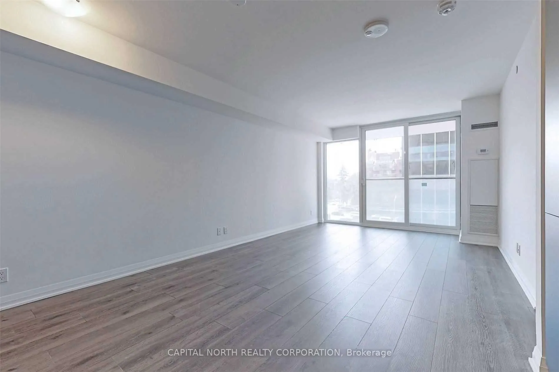 Photo 7 of Unit 403, 99 Foxbar Drive, Toronto, Yonge-St. Clair — HOMEH