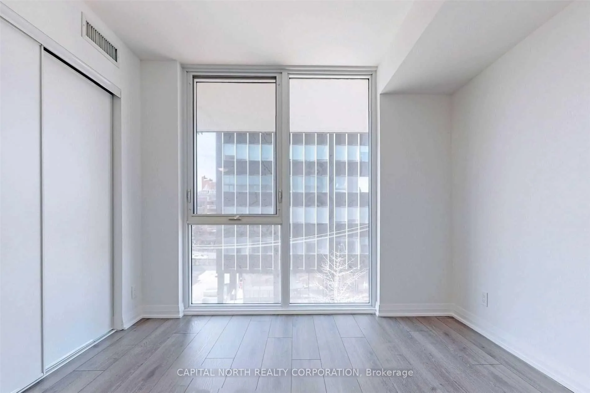 Photo 15 of Unit 403, 99 Foxbar Drive, Toronto, Yonge-St. Clair — HOMEH