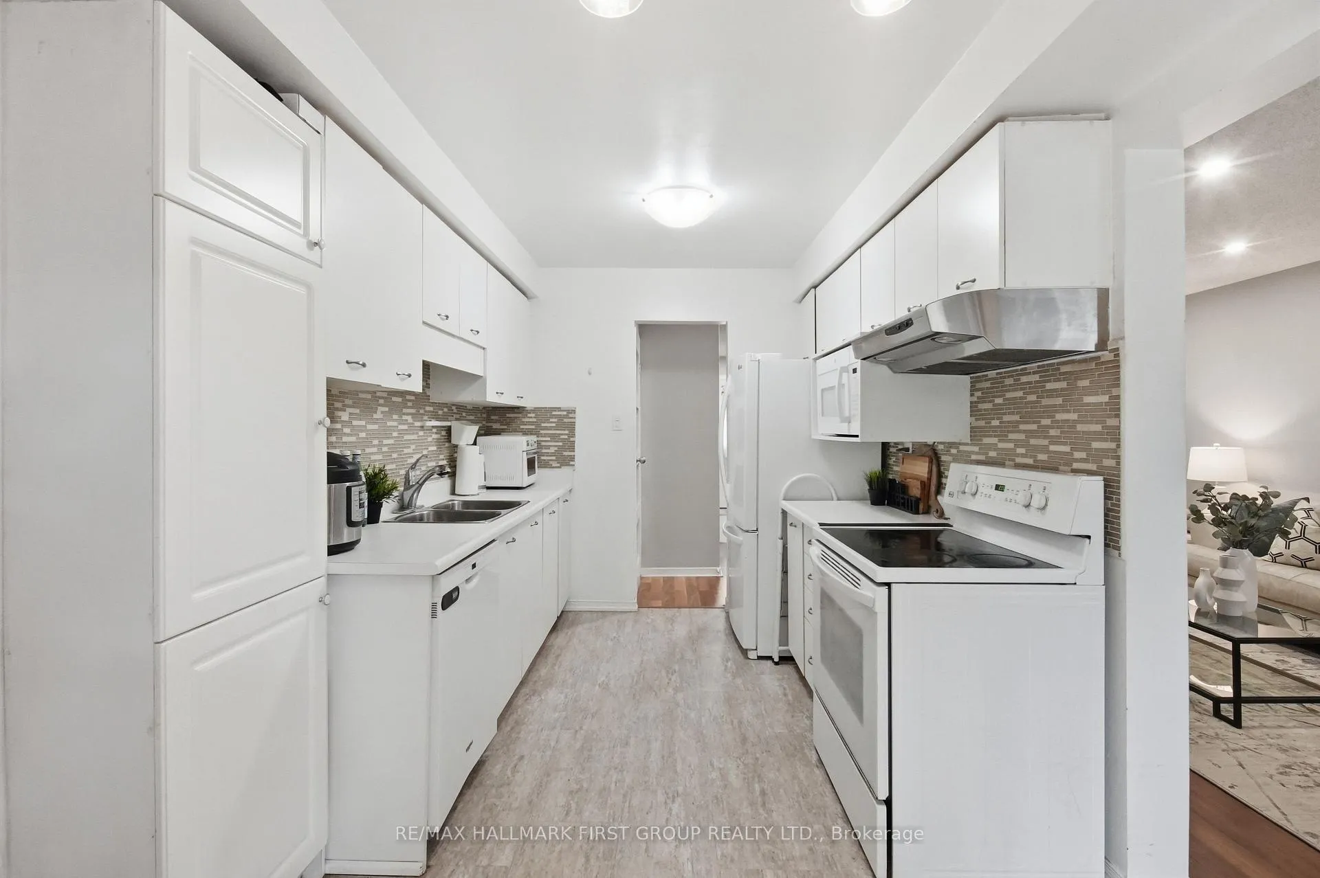 Photo 11 of 73 Hughes Crescent, Ajax, Central — HOMEH