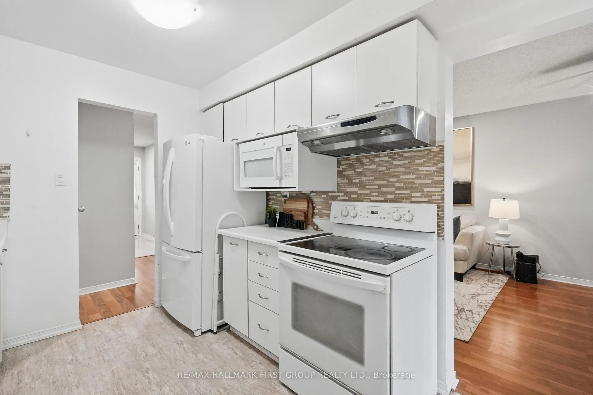 Photo 12 of 73 Hughes Crescent, Ajax, Central — HOMEH
