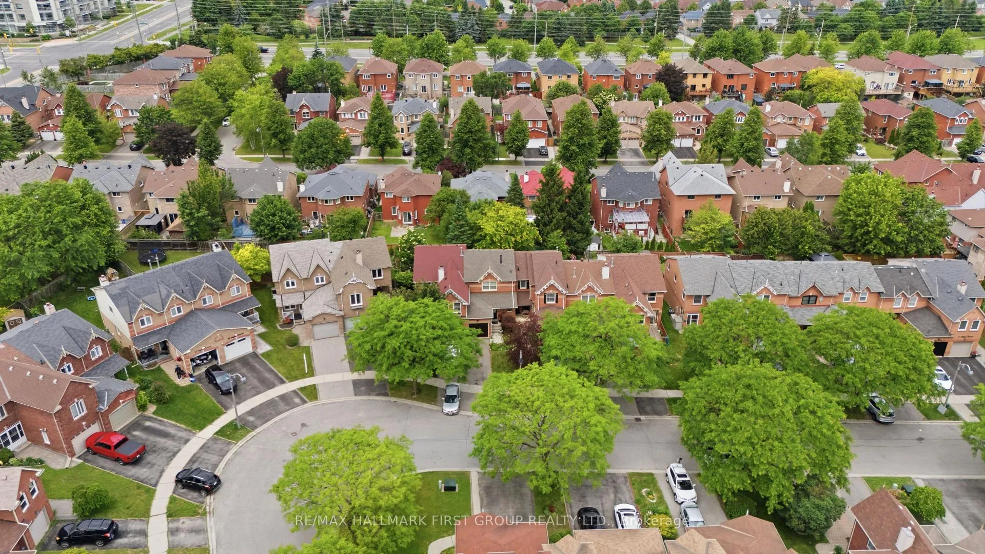 Photo 23 of 73 Hughes Crescent, Ajax, Central — HOMEH