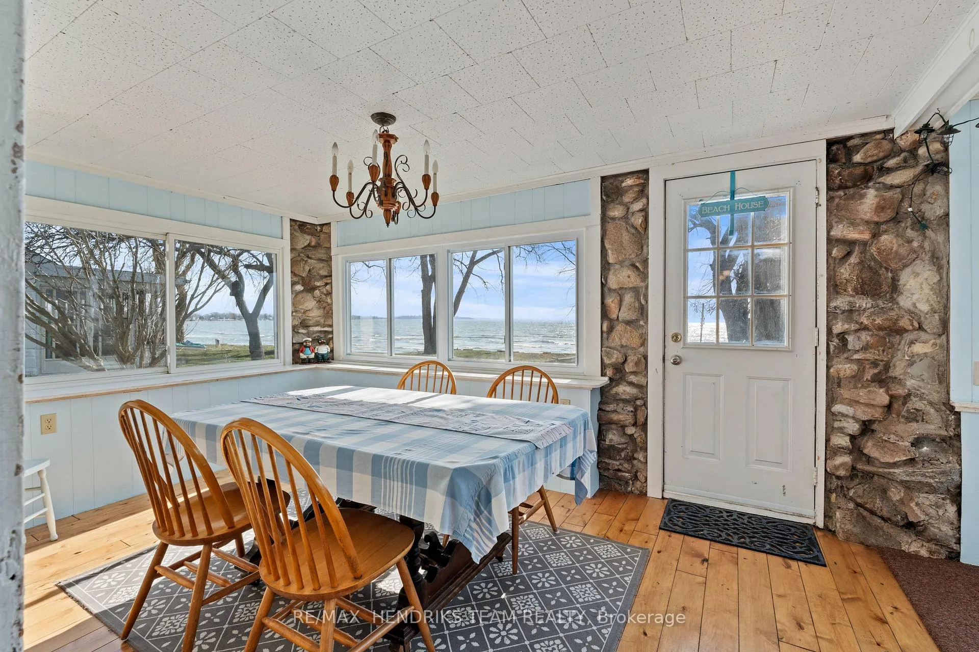 Photo 18 of 11273 Harbourview Road, Wainfleet, Lakeshore — HOMEH