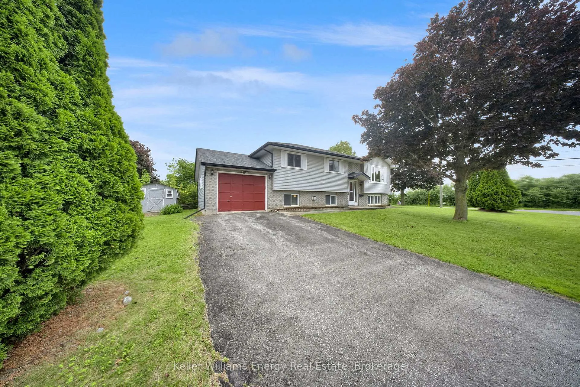 Photo 3 of 428 Otonabee Drive, Peterborough, Ashburnham Ward 4 — HOMEH