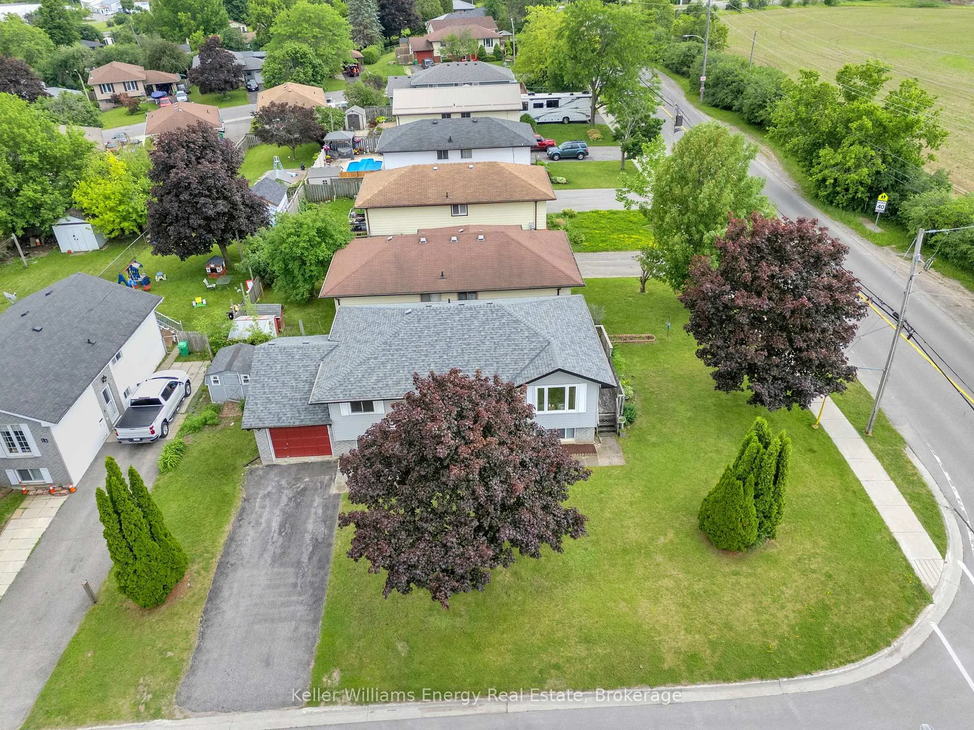 Photo 5 of 428 Otonabee Drive, Peterborough, Ashburnham Ward 4 — HOMEH
