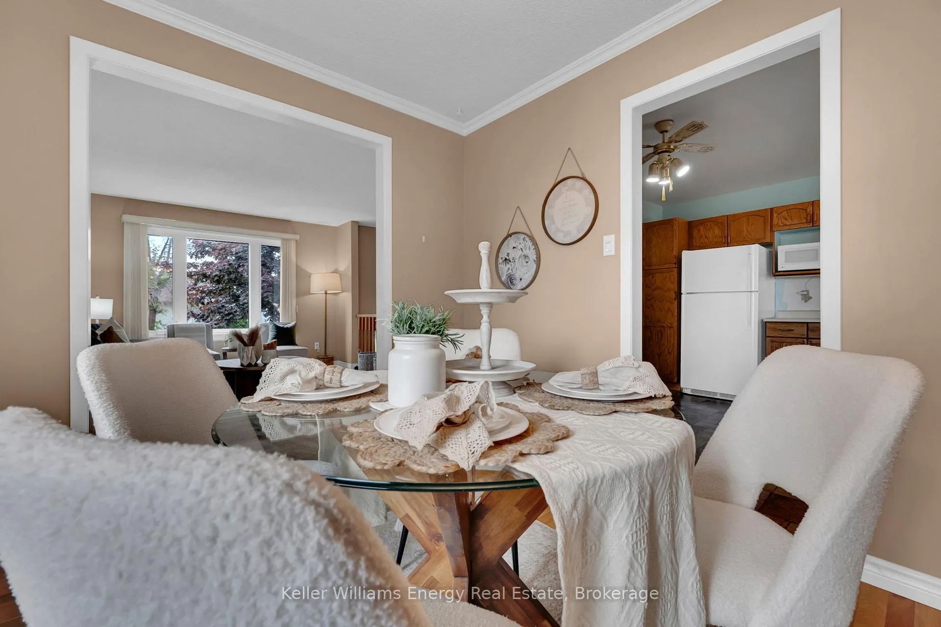 Photo 14 of 428 Otonabee Drive, Peterborough, Ashburnham Ward 4 — HOMEH