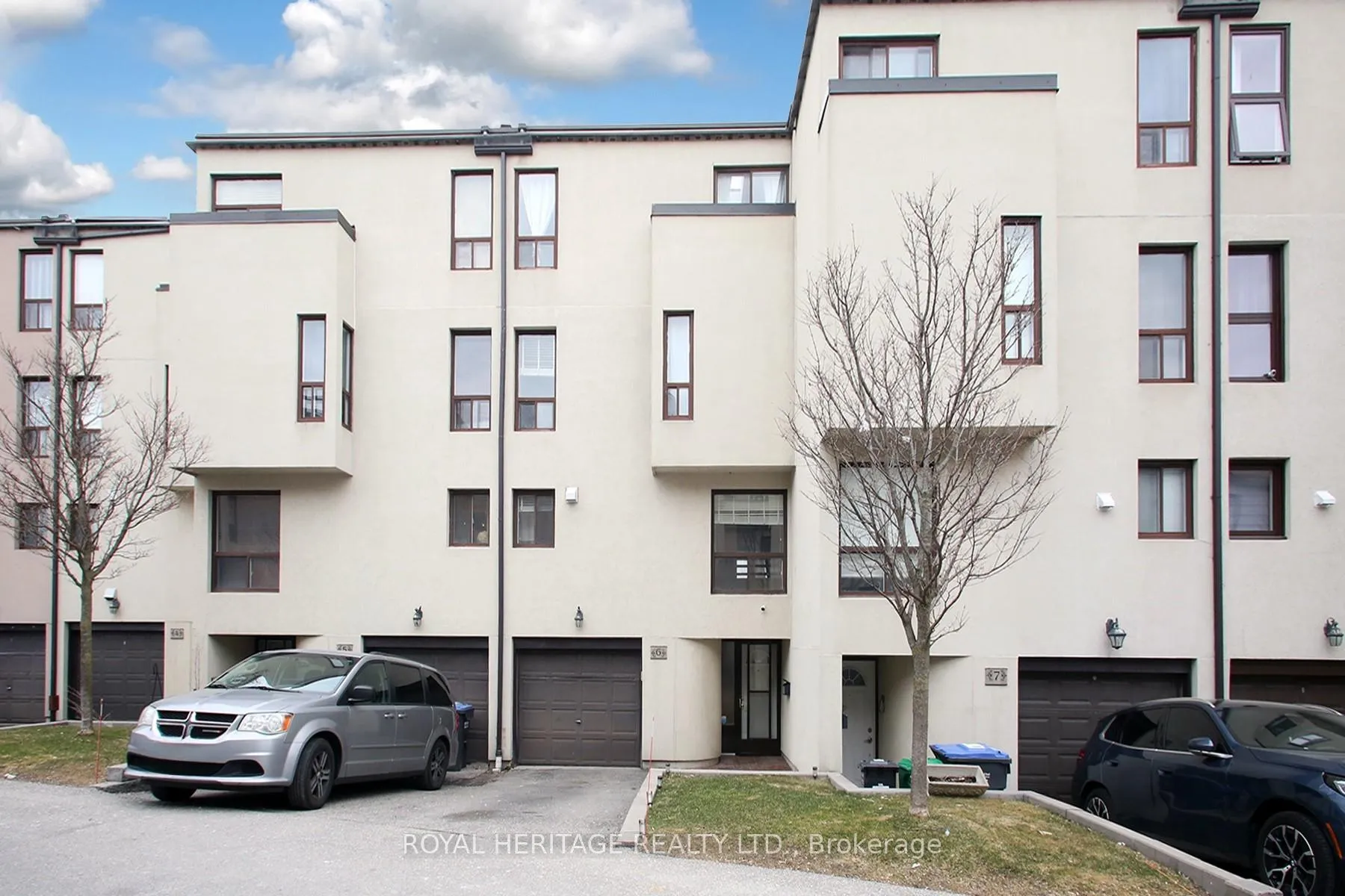 Front of Unit 6, 24 Reid Drive