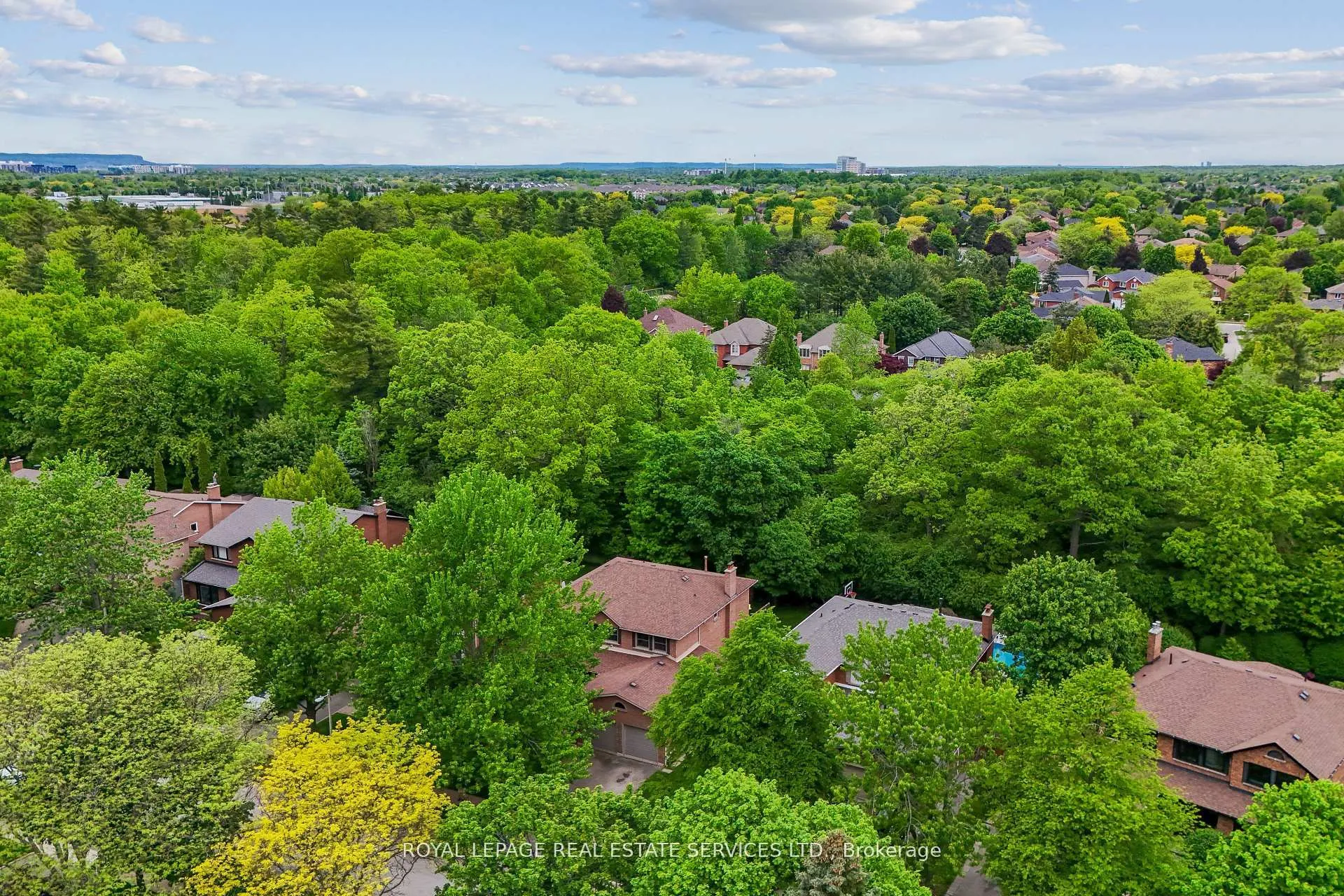 Photo 1 of 1262 Old Colony Road, Oakville, Glen Abbey — HOMEH