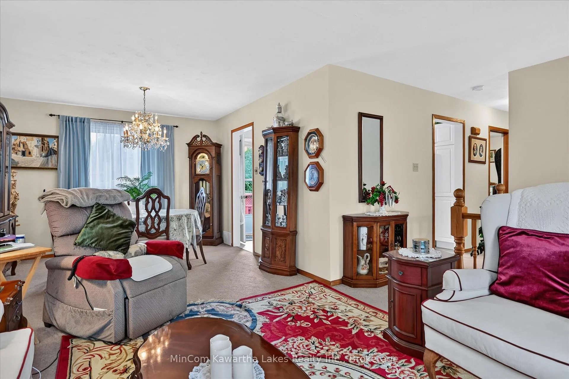 Photo 6 of 1891 Croftdale Crescent, Peterborough, Monaghan Ward 2 — HOMEH