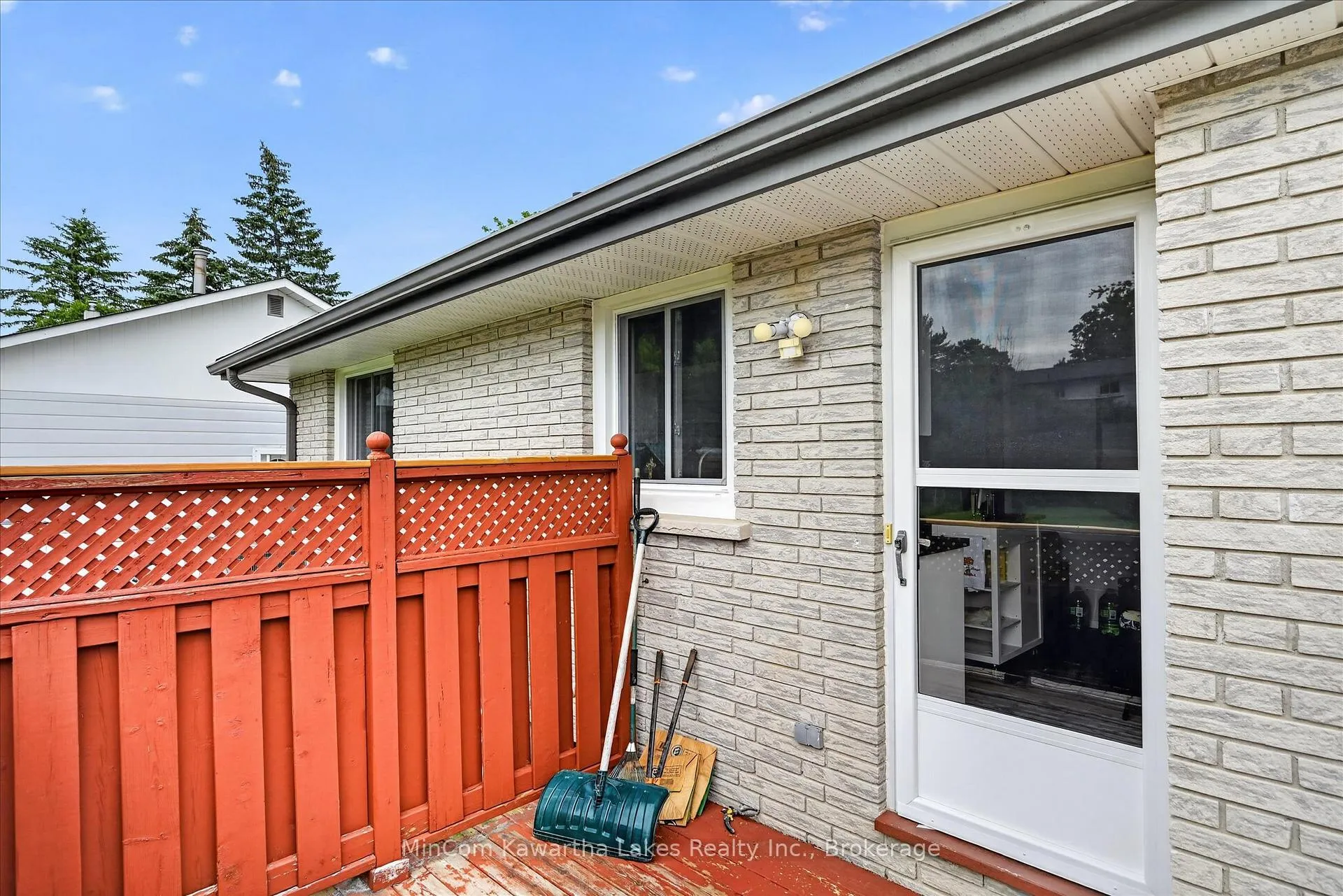 Photo 35 of 1891 Croftdale Crescent, Peterborough, Monaghan Ward 2 — HOMEH