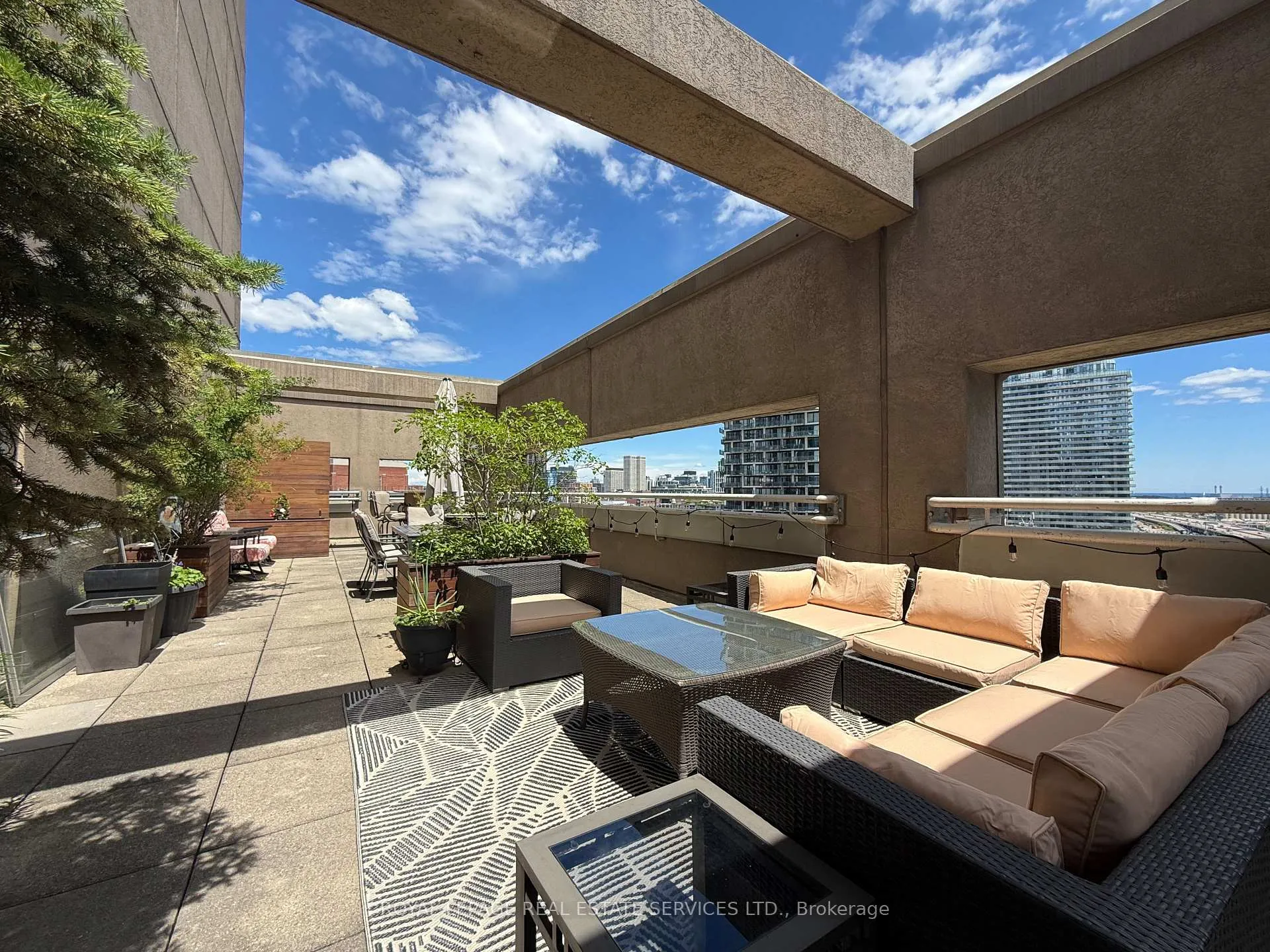 Photo 13 of Unit 1718, 25 The Esplanade, Toronto, Waterfront Communities — HOMEH