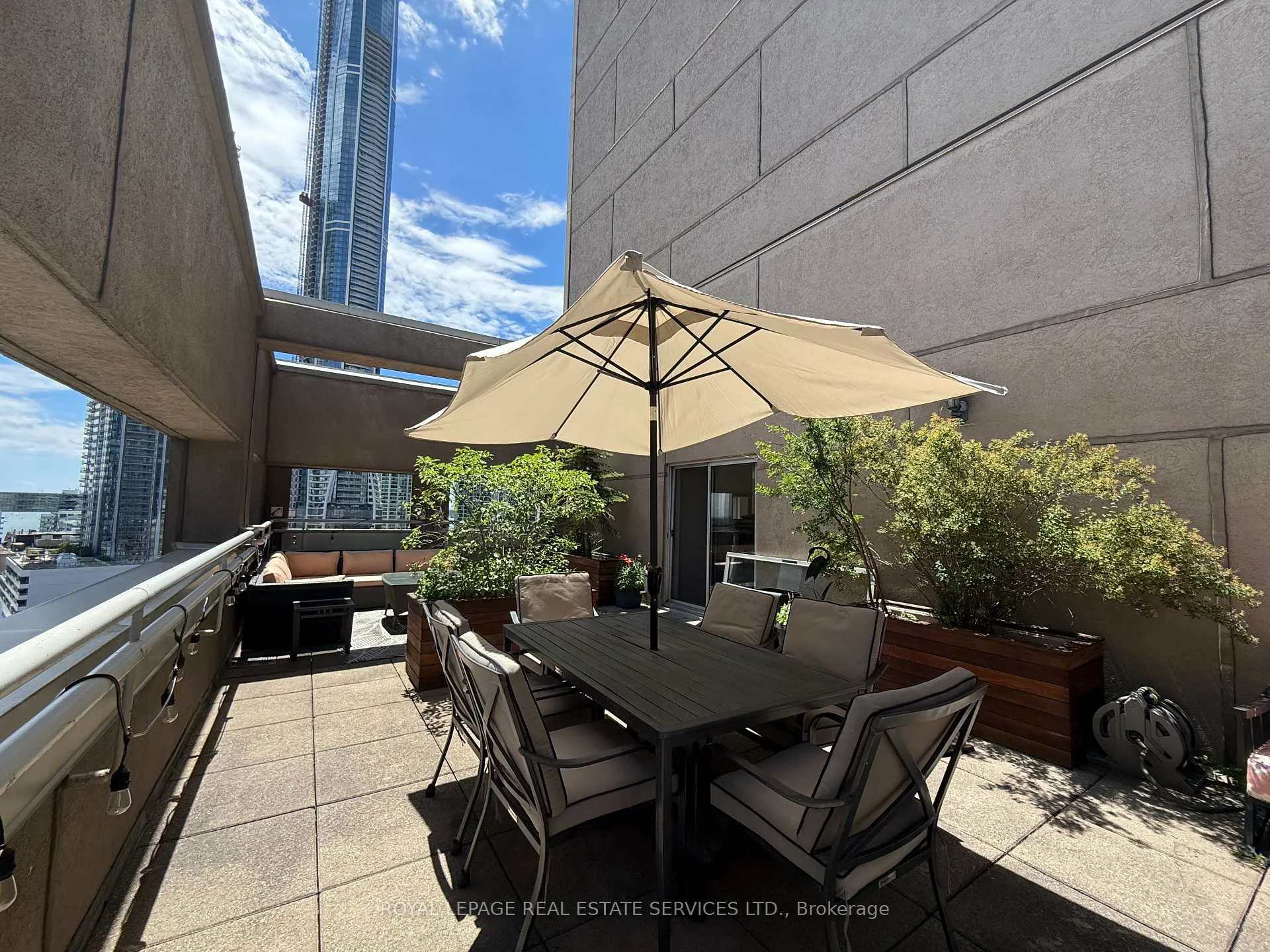 Photo 17 of Unit 1718, 25 The Esplanade, Toronto, Waterfront Communities — HOMEH