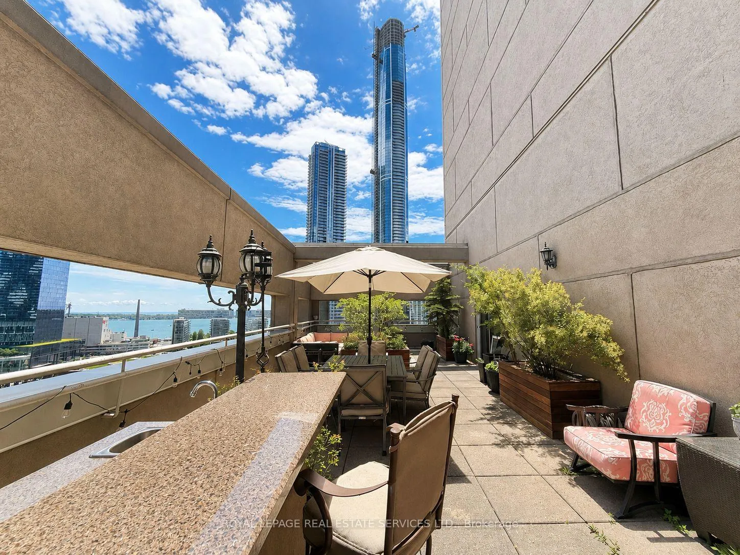Photo 18 of Unit 1718, 25 The Esplanade, Toronto, Waterfront Communities — HOMEH