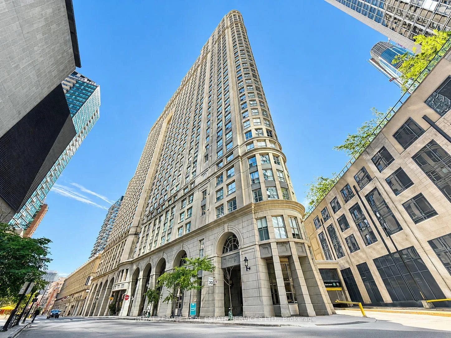 Photo 19 of Unit 1718, 25 The Esplanade, Toronto, Waterfront Communities — HOMEH