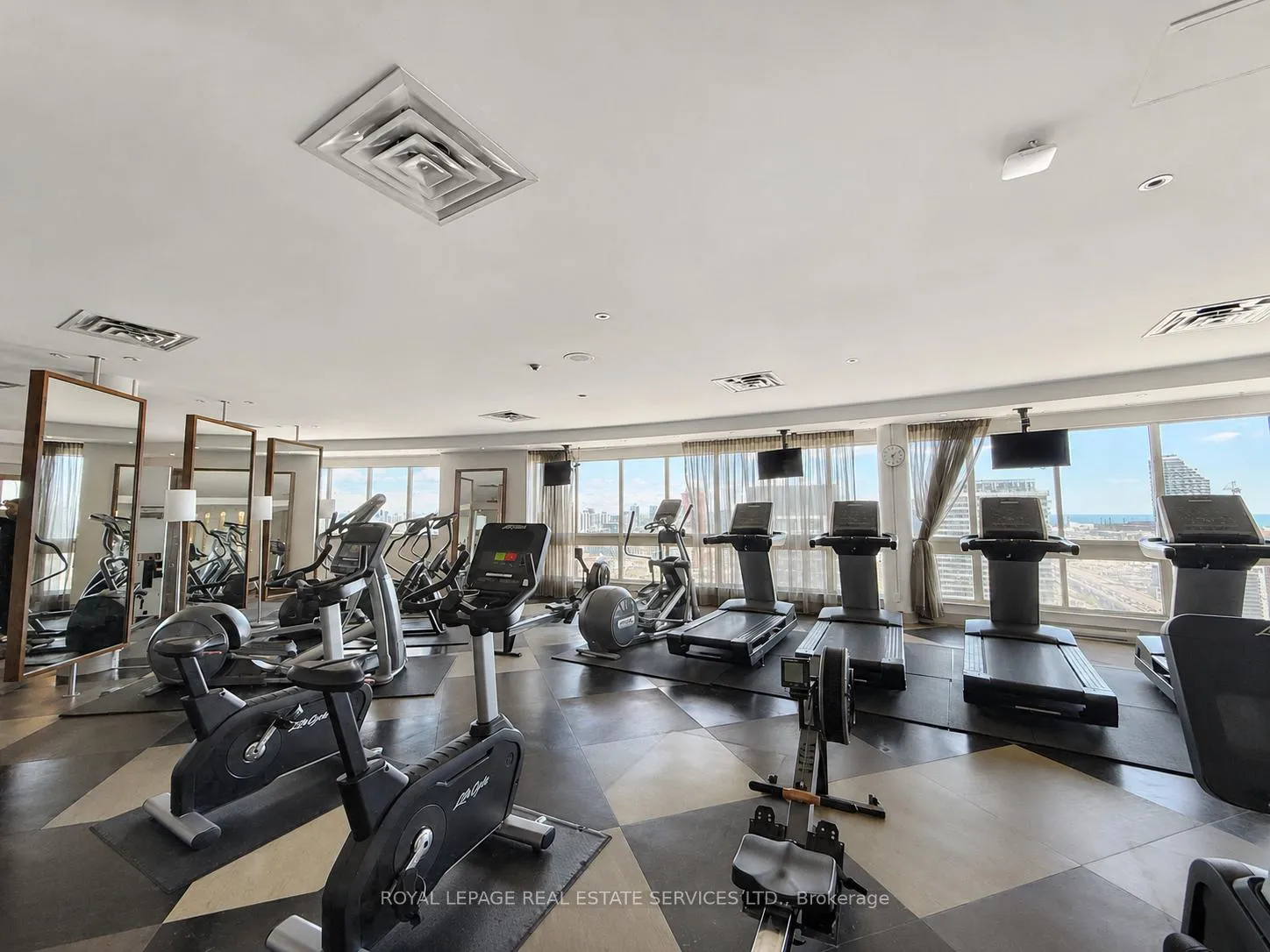 Photo 20 of Unit 1718, 25 The Esplanade, Toronto, Waterfront Communities — HOMEH