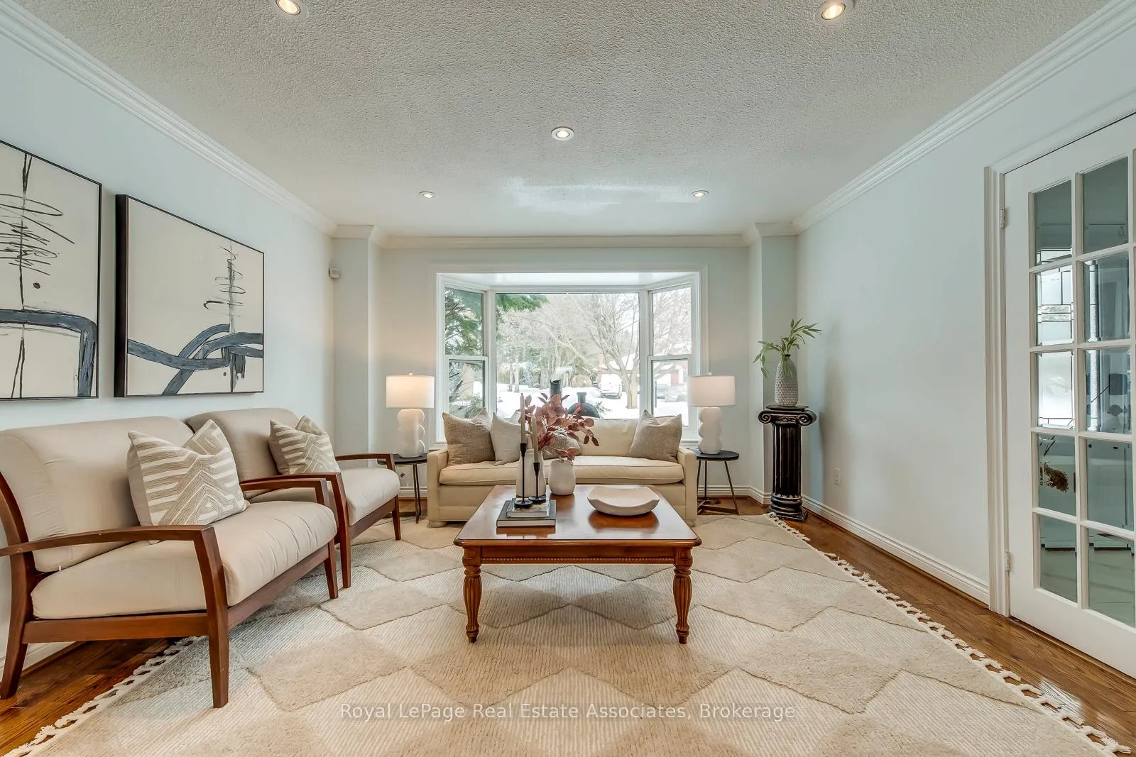 Photo 18 of 5 Huttonville Drive, Brampton, Huttonville — HOMEH
