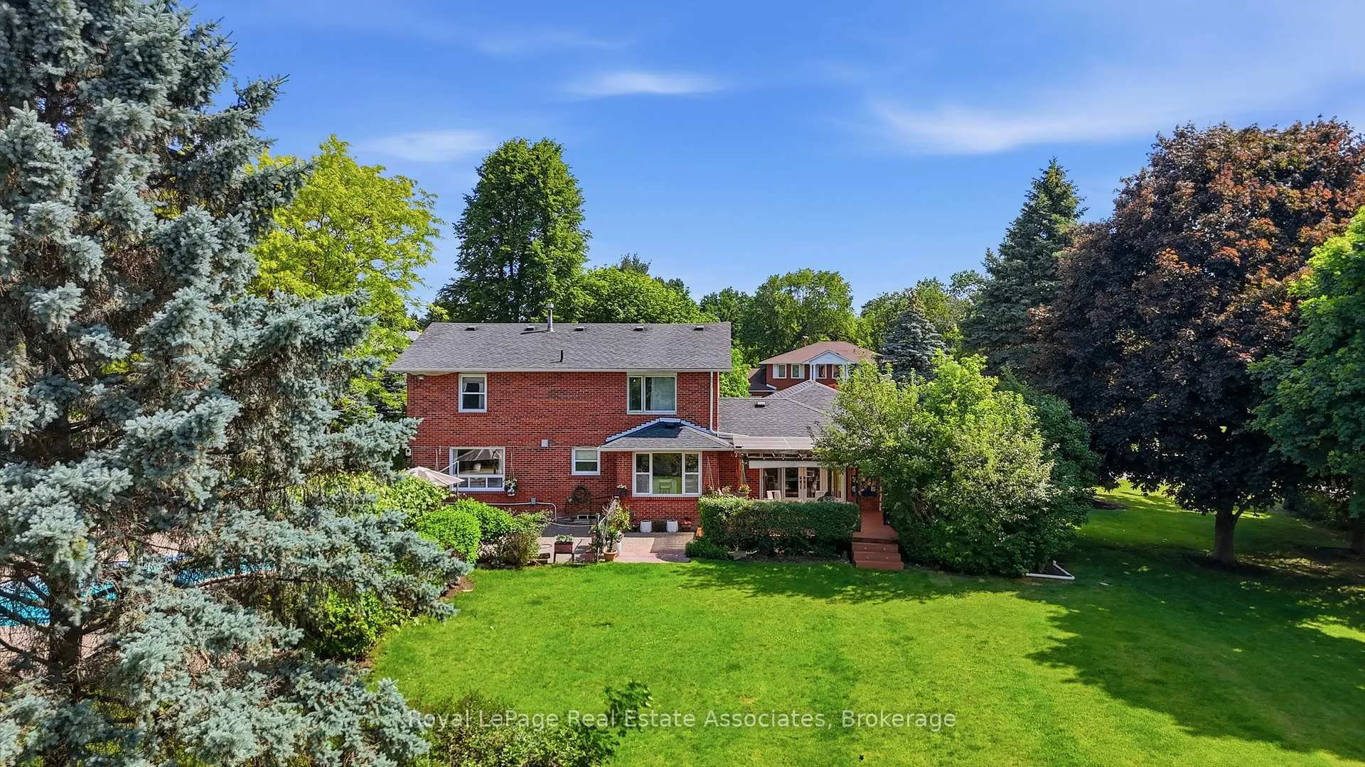 Photo 42 of 5 Huttonville Drive, Brampton, Huttonville — HOMEH