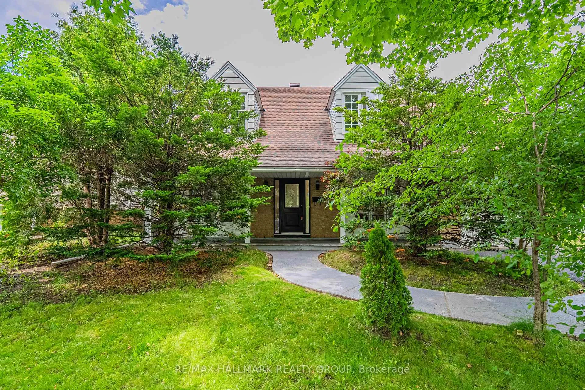 Photo 1 of 3319 Kodiak Street, Ottawa, South Keys — HOMEH