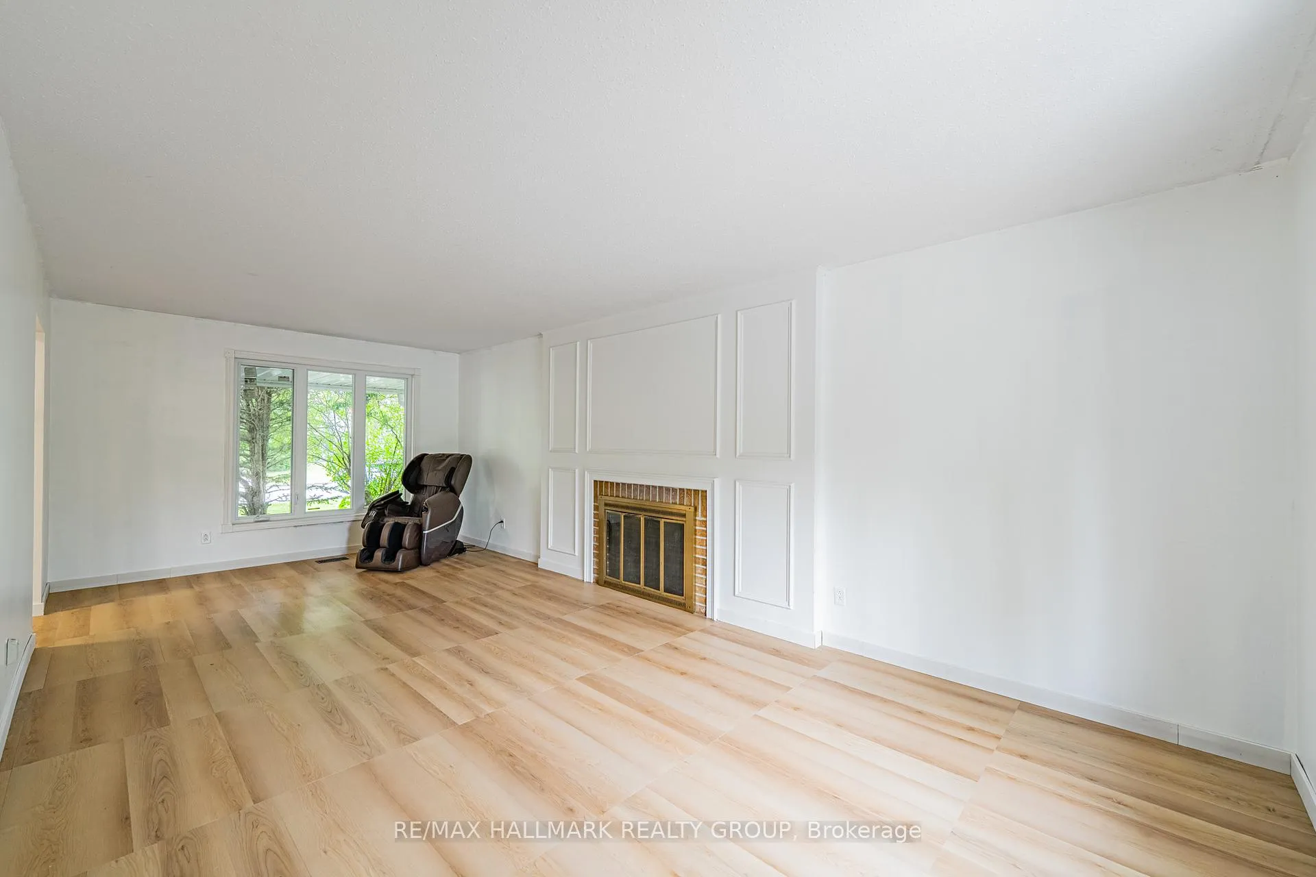 Photo 11 of 3319 Kodiak Street, Ottawa, South Keys — HOMEH