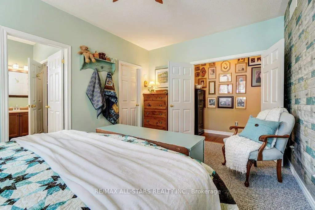 Photo 21 of 32 Oakside Drive, Uxbridge — HOMEH