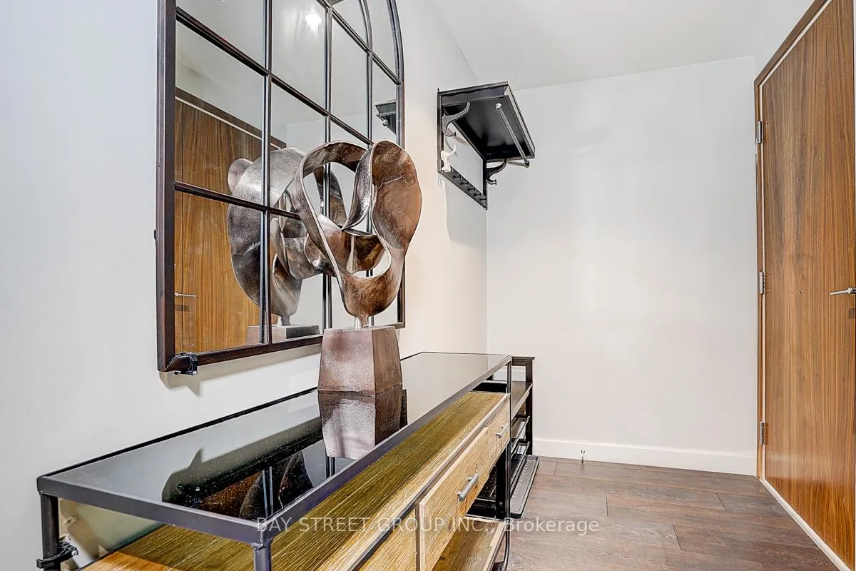 Photo 3 of Unit 2512, 95 Mcmahon Drive, North York, Bayview Village — HOMEH