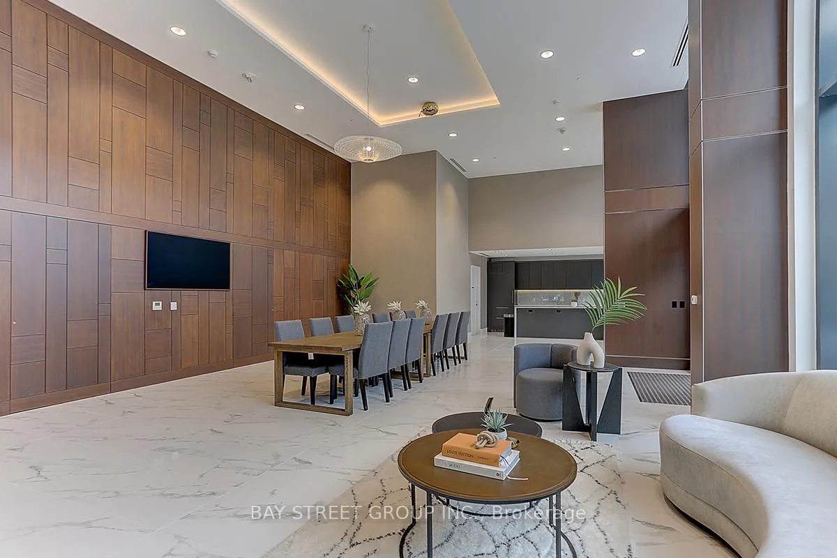 Photo 10 of Unit 2512, 95 Mcmahon Drive, North York, Bayview Village — HOMEH