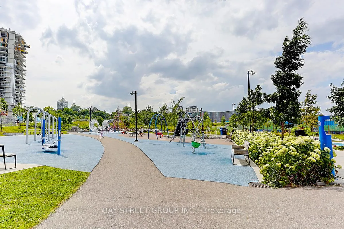 Photo 18 of Unit 2512, 95 Mcmahon Drive, North York, Bayview Village — HOMEH