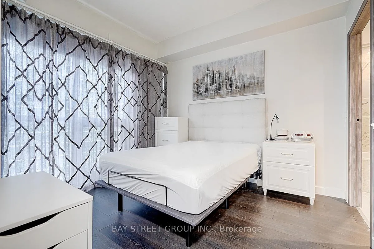 Photo 29 of Unit 2512, 95 Mcmahon Drive, North York, Bayview Village — HOMEH